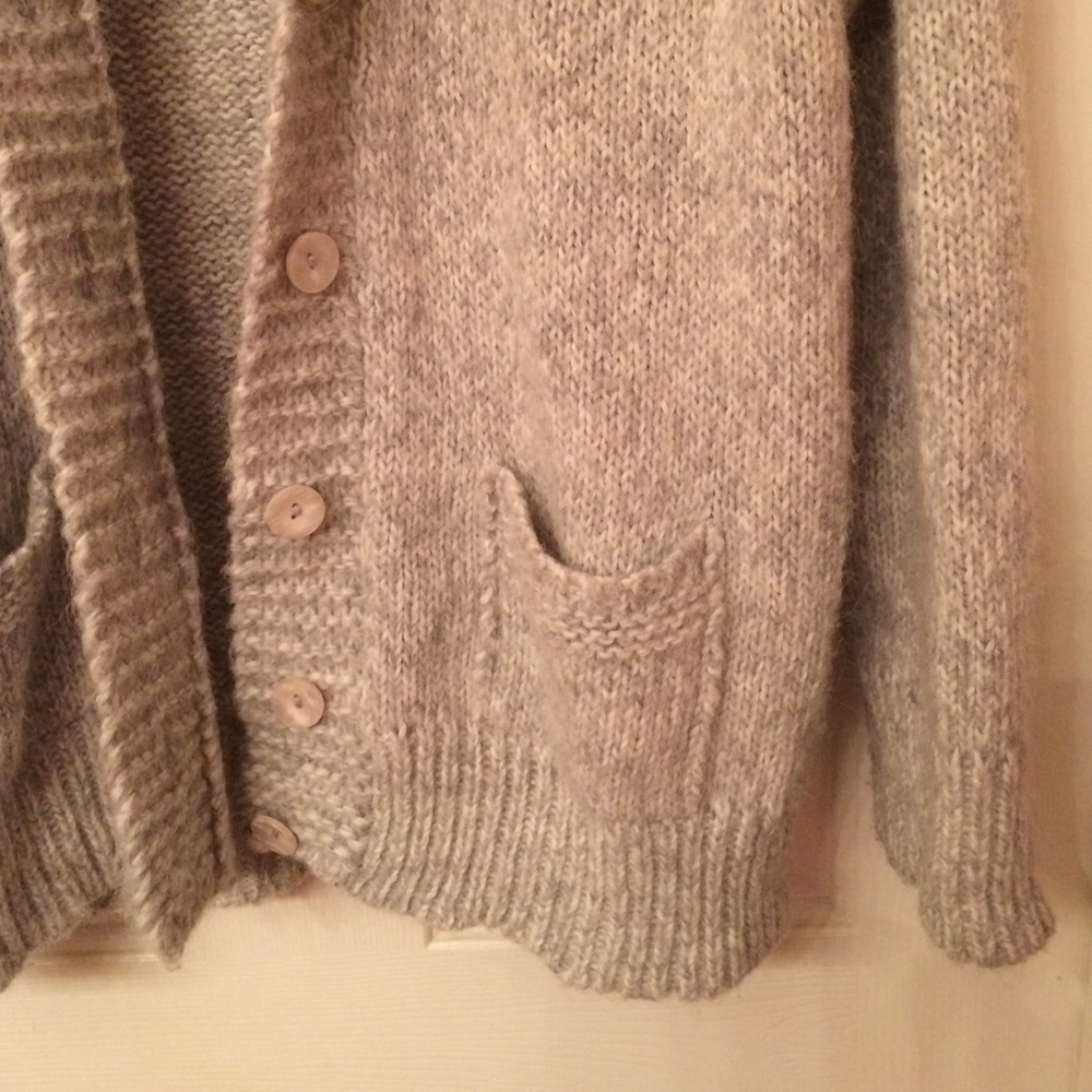 Brandy Melville Cardigan - Picture 6 of 6